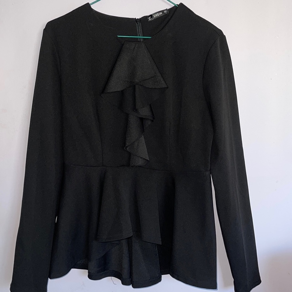 SHEIN BLACK BLOUSE